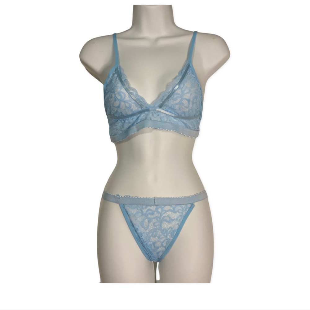 2pc lace panties set 🥰